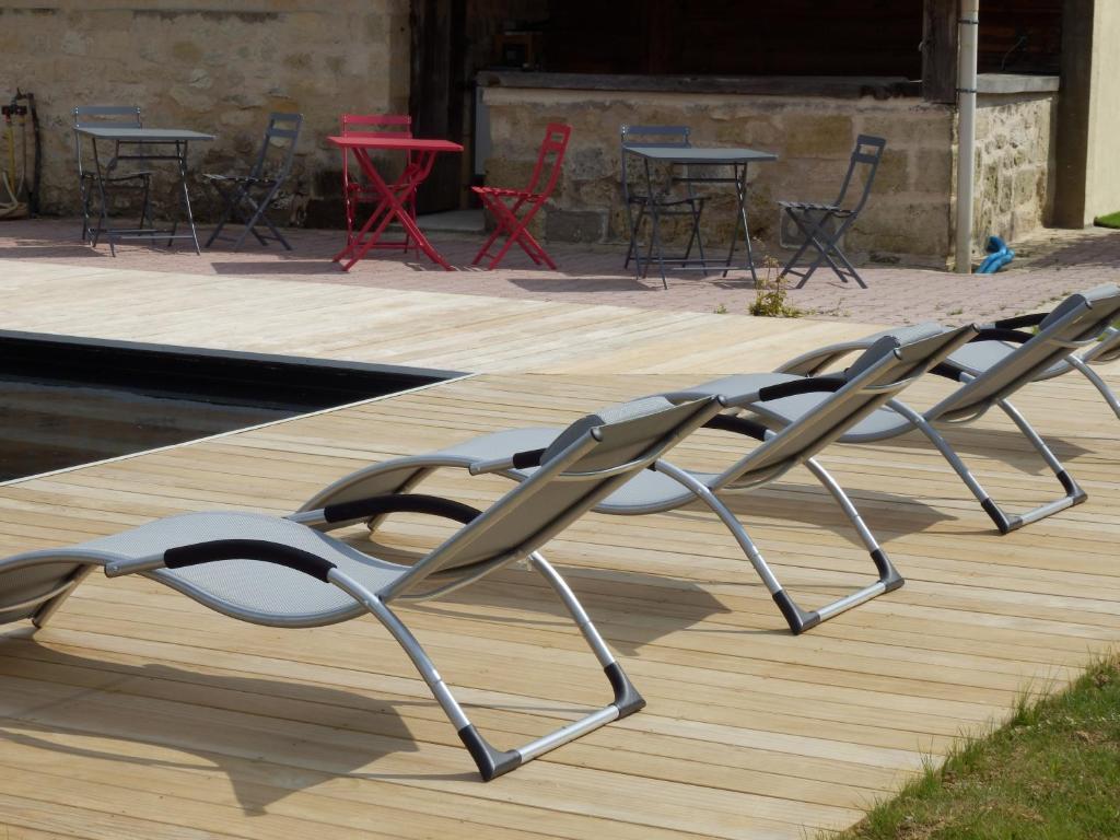 ชาโต ลา มอท ดู แบร์รี Bed & Breakfast Moulon-sur-Dordogne ภายนอก รูปภาพ